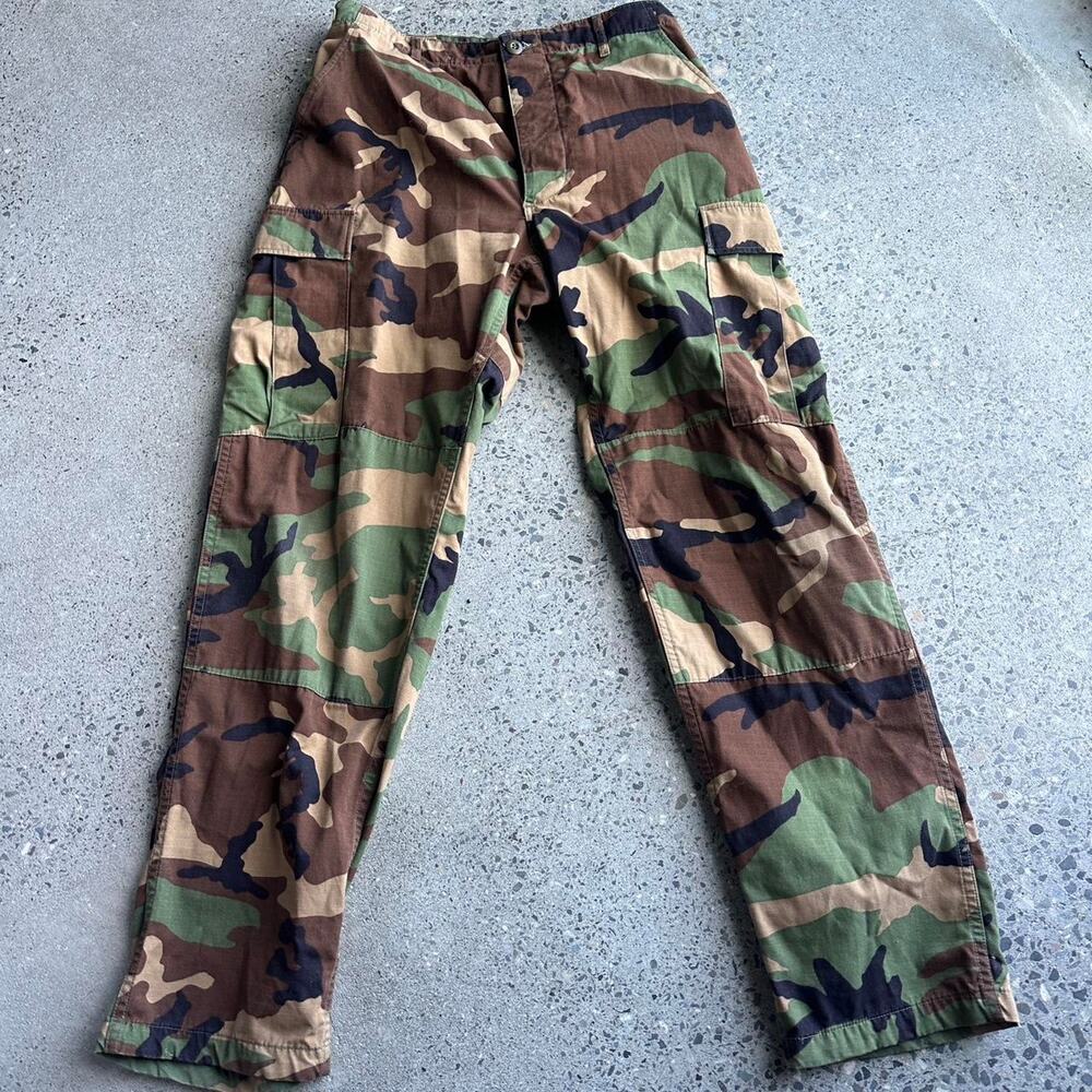 Vintage Military Camo Cargo Pant Butterfly Patch Utility Streetwear Waist 31-35”